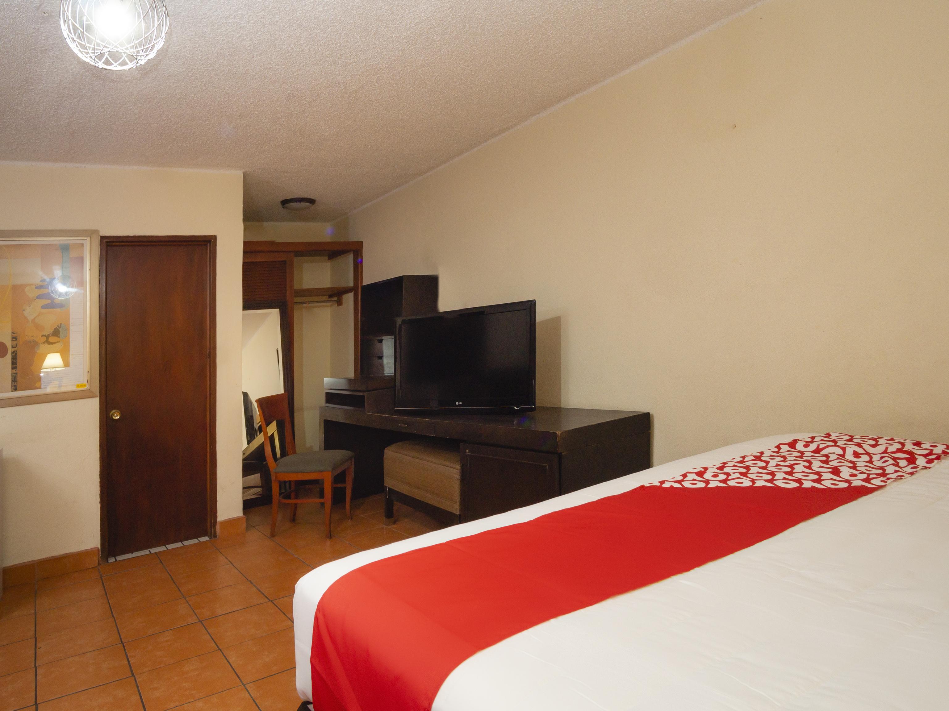 Oyo Hotel Hacienda Don Luis, ロサリト エクステリア 写真 A typical room at the hotel