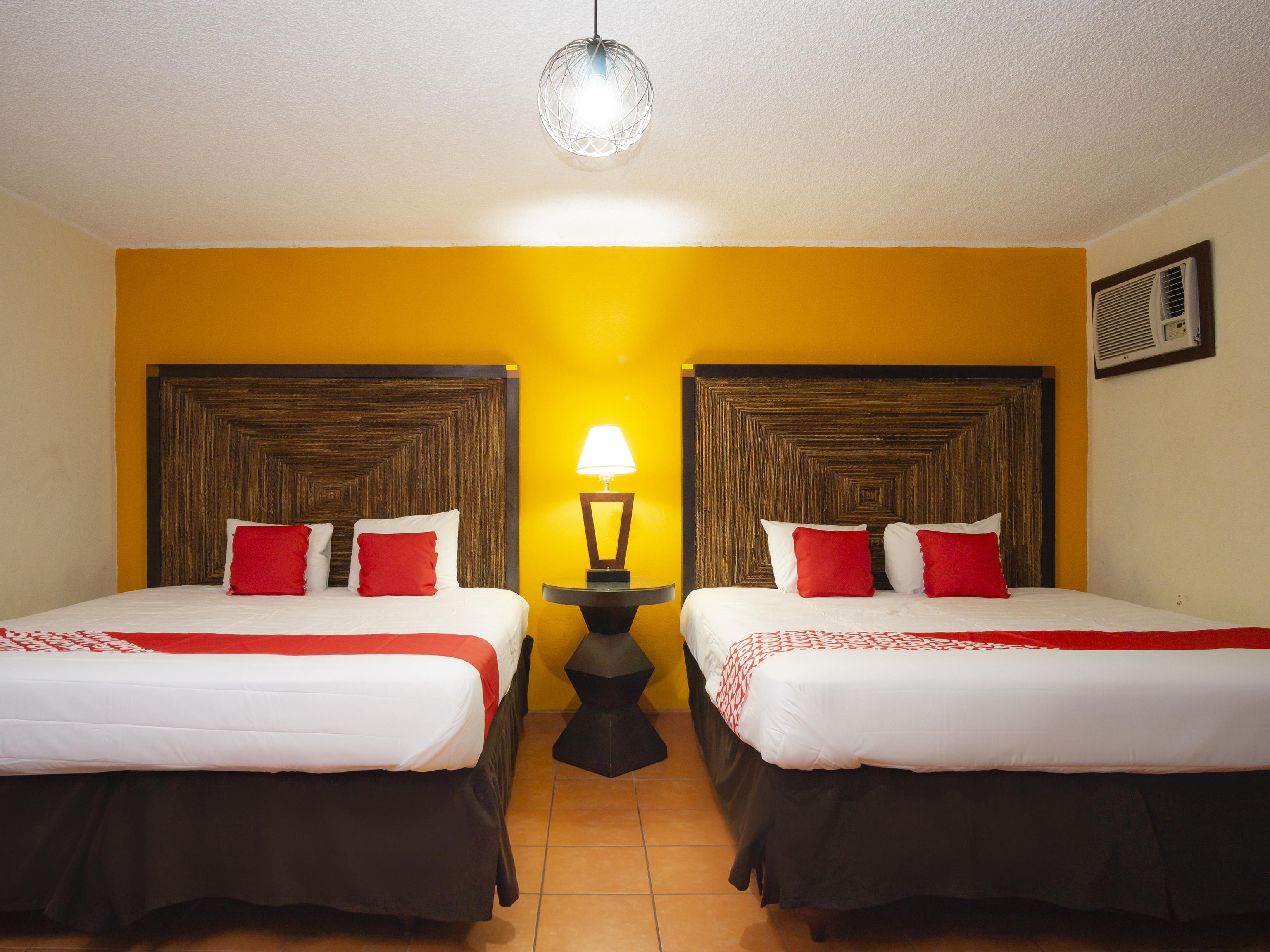 Oyo Hotel Hacienda Don Luis, ロサリト エクステリア 写真 A typical OYO hotel room in Mexico City
