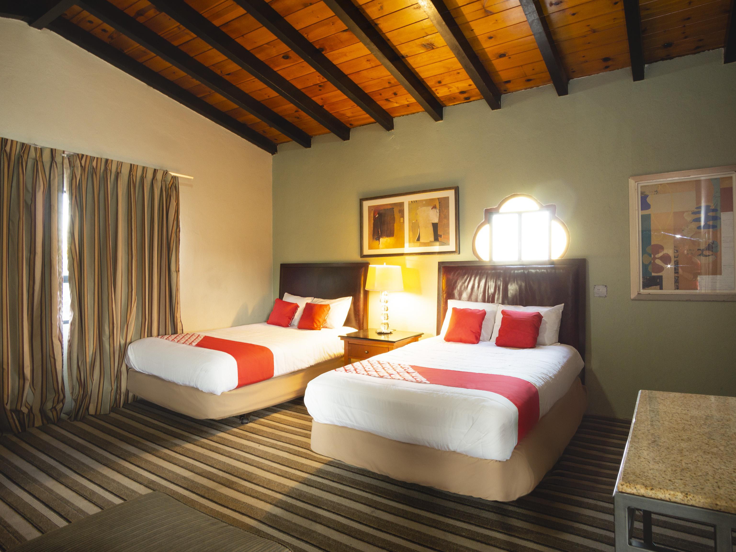 Oyo Hotel Hacienda Don Luis, ロサリト エクステリア 写真 A typical room at the hotel