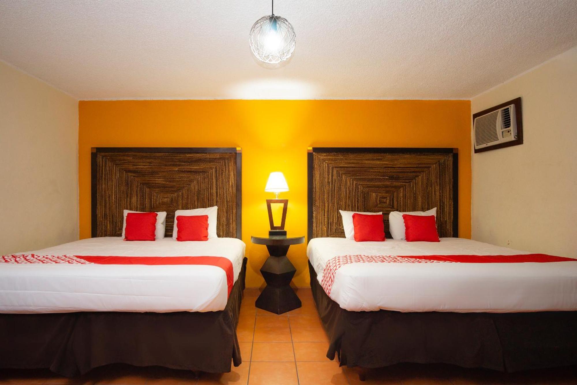 Oyo Hotel Hacienda Don Luis, ロサリト エクステリア 写真 A typical OYO hotel room in Mexico City