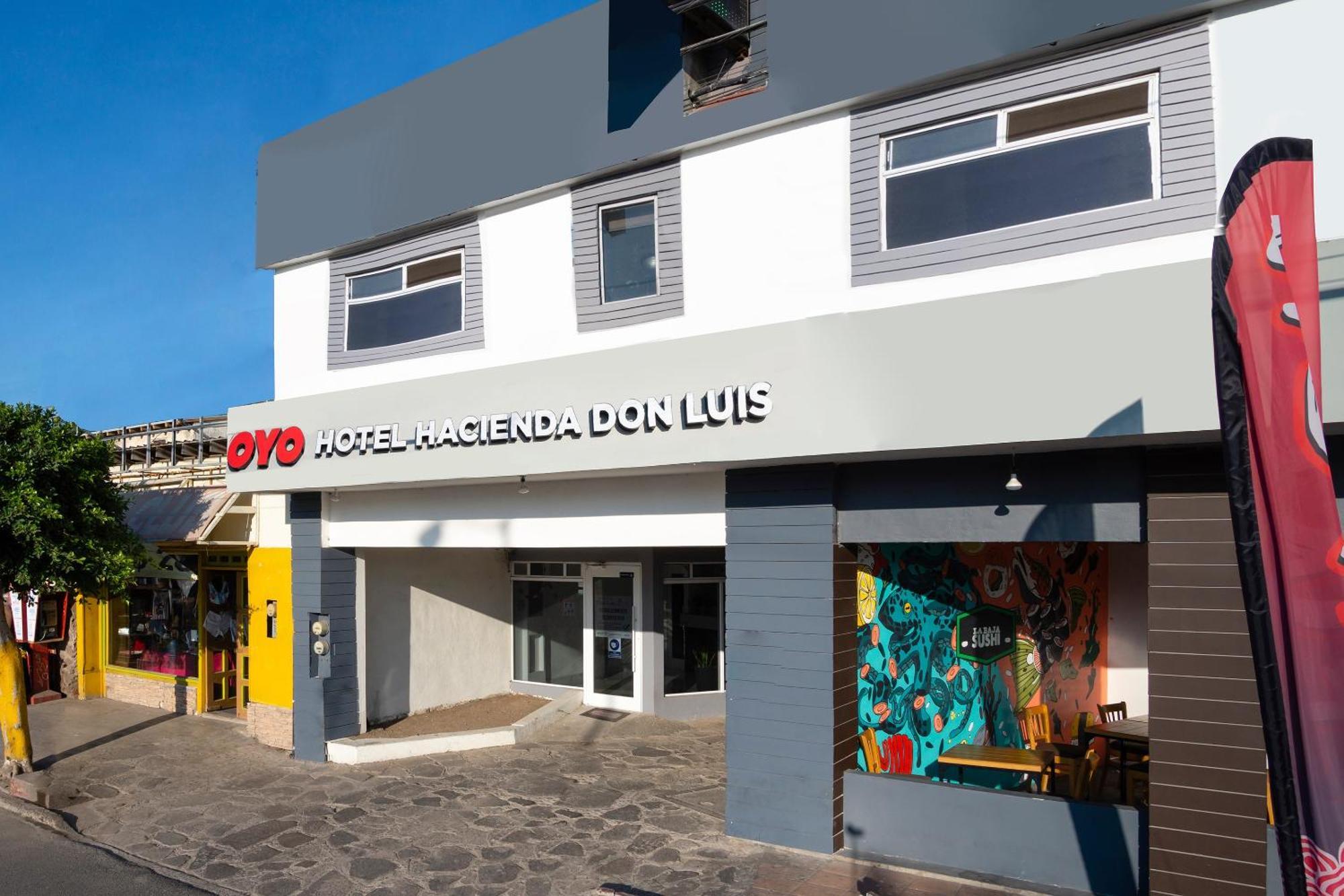 Oyo Hotel Hacienda Don Luis, ロサリト エクステリア 写真 OYO Hotel Hacienda Don Luis
